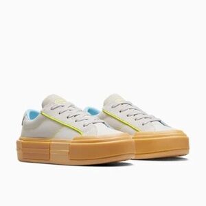 Converse Cruise Retro in bold jolt.